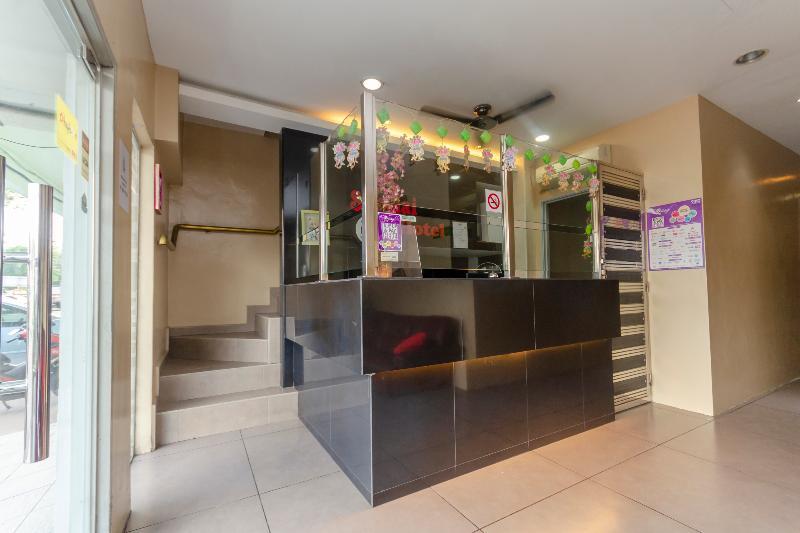 Oyo 1010 Skudai Hotel Экстерьер фото